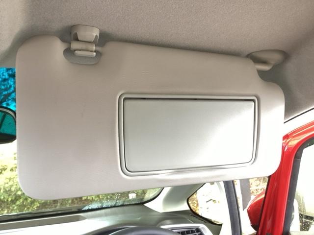 フィットハイブリッド Fコンフォートエディション 純正ナビ フルセグ リアカメラ セキュリティアラーム USB接続 スマキー ETC車載器 リヤカメラ 横滑り防止機能 地デジ LEDヘッド ABS エアバッグ パワーウインドウ アイドリングストップ(46枚目)