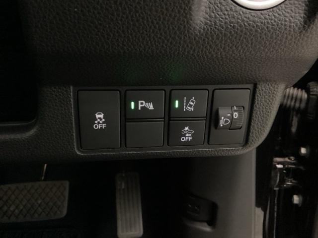 Ｎ－ＷＧＮカスタム Ｌ・ターボ　メモリーナビ　リアカメラ　フルセグ　衝突被害軽減装置　ＬＥＤランプ　クリアランスソナー　Ｂカメ　サイドエアバック　前席シートヒーター　イモビ　スマートキー・プッシュスタート　キーフリー　横滑り防止（13枚目）