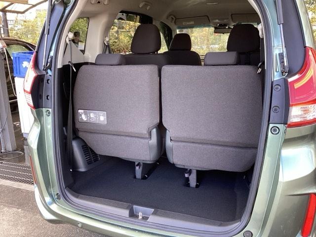 フリード Ｇ　純正ナビ　フルセグ　リアカメラ　Ａクルーズ　３列シート　ＬＥＤヘッドライト　パワーウインドウ　地デジ　Ｒカメラ　イモビ　ＶＳＡ　ＵＳＢ　ドライブレコーダー　エアコン　エアバッグ　スマートキー　キーフリ（22枚目）