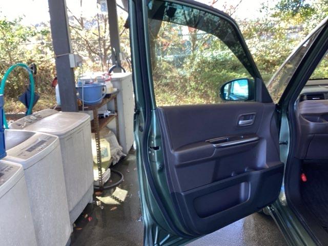 フリード Ｇ　純正ナビ　フルセグ　リアカメラ　Ａクルーズ　３列シート　ＬＥＤヘッドライト　パワーウインドウ　地デジ　Ｒカメラ　イモビ　ＶＳＡ　ＵＳＢ　ドライブレコーダー　エアコン　エアバッグ　スマートキー　キーフリ（38枚目）