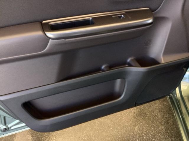 フリード Ｇ　純正ナビ　フルセグ　リアカメラ　Ａクルーズ　３列シート　ＬＥＤヘッドライト　パワーウインドウ　地デジ　Ｒカメラ　イモビ　ＶＳＡ　ＵＳＢ　ドライブレコーダー　エアコン　エアバッグ　スマートキー　キーフリ（40枚目）