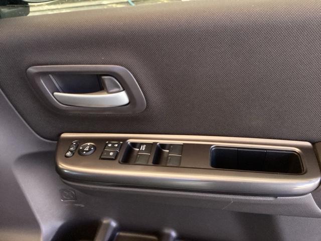 フリード Ｇ　純正ナビ　フルセグ　リアカメラ　Ａクルーズ　３列シート　ＬＥＤヘッドライト　パワーウインドウ　地デジ　Ｒカメラ　イモビ　ＶＳＡ　ＵＳＢ　ドライブレコーダー　エアコン　エアバッグ　スマートキー　キーフリ（52枚目）