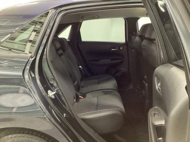 フィット e:HEVホーム HondaCONNECT対応純正メモリーナビ 前後誤発進抑制機能 クリソナ 助手席エアバッグ 運転席エアバッグ アイドリングストップ LEDライト USB接続 バックカメラ ABS サイドエアバッグ(18枚目)