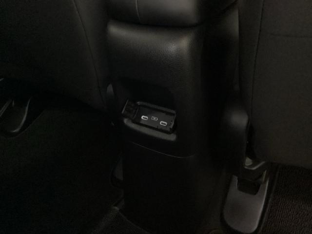 フィット e:HEVホーム HondaCONNECT対応純正メモリーナビ 前後誤発進抑制機能 クリソナ 助手席エアバッグ 運転席エアバッグ アイドリングストップ LEDライト USB接続 バックカメラ ABS サイドエアバッグ(31枚目)