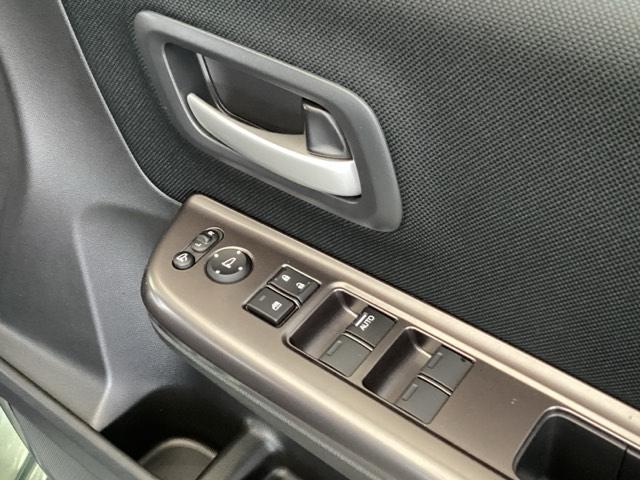 フリード Gブラックスタイル 純正メモリーナビ 両側電動スライドドア 両電動スライドドア USB接続 バックモニター フルセグテレビ LEDヘッドライト DVD再生可能 前席シートヒーター 衝突被害軽減システム ETC 横滑り防止(51枚目)