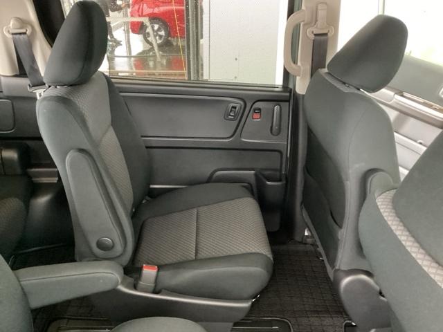 フリード Gブラックスタイル 純正メモリーナビ 両側電動スライドドア 両電動スライドドア USB接続 バックモニター フルセグテレビ LEDヘッドライト DVD再生可能 前席シートヒーター 衝突被害軽減システム ETC 横滑り防止(60枚目)