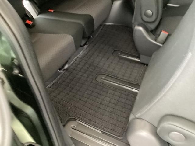 フリード Gブラックスタイル 純正メモリーナビ 両側電動スライドドア 両電動スライドドア USB接続 バックモニター フルセグテレビ LEDヘッドライト DVD再生可能 前席シートヒーター 衝突被害軽減システム ETC 横滑り防止(63枚目)