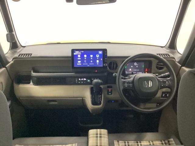 �����Ǝ肪�͂��ʒu�ɂ`�s�Z���N�g���o�[��G�A�R���X�C�b�`�Ȃǂ����葀�쐫�ɗD��Ă��܂�