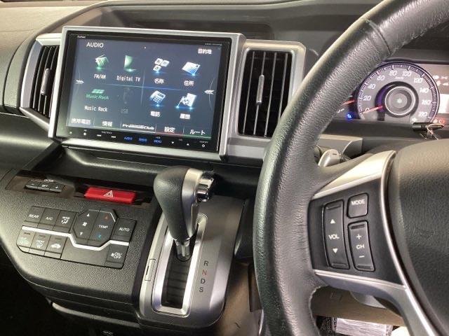 ステップワゴンスパーダ Ｚ　純正ナビ　フルセグ　リアカメラ　横滑防止　エアロ　イモビ　地デジＴＶ　バックモニタ－　３列シ－ト　キーフリー　パワーウィンド　ＥＴＣ付　ナビ・ＴＶ　エアコン　ＤＶＤ再生　運転席助手席エアバック　ＡＢＳ（2枚目）