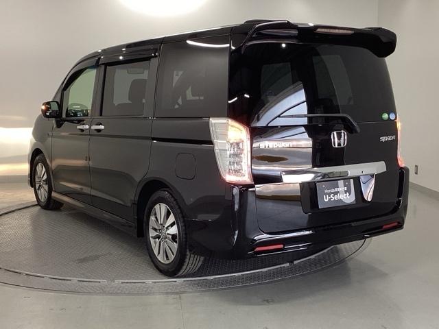 ステップワゴンスパーダ Ｚ　純正ナビ　フルセグ　リアカメラ　横滑防止　エアロ　イモビ　地デジＴＶ　バックモニタ－　３列シ－ト　キーフリー　パワーウィンド　ＥＴＣ付　ナビ・ＴＶ　エアコン　ＤＶＤ再生　運転席助手席エアバック　ＡＢＳ（10枚目）