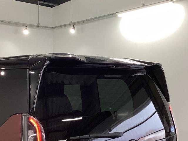 セレナ ｅ－パワーハイウェイスターＶ　純正メモリーナビ　全周囲カメラ　ＥＴＣ　３６０°カメラ　エマジェンシーブレーキ　ＤＶＤ再生機能　地デジ　ＵＳＢ入力　パーキングセンサー　３列シート　ウォークスルー　横滑り防止機能　スマキー　ＬＥＤ（30枚目）