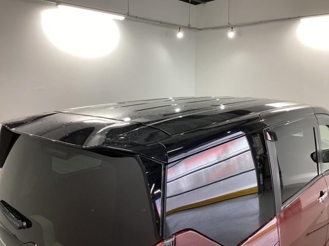 セレナ ｅ－パワーハイウェイスターＶ　純正メモリーナビ　全周囲カメラ　ＥＴＣ　３６０°カメラ　エマジェンシーブレーキ　ＤＶＤ再生機能　地デジ　ＵＳＢ入力　パーキングセンサー　３列シート　ウォークスルー　横滑り防止機能　スマキー　ＬＥＤ（35枚目）