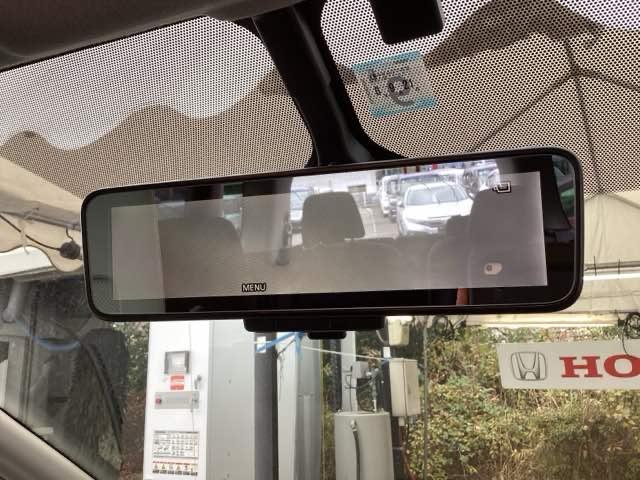 セレナ ｅ－パワーハイウェイスターＶ　純正メモリーナビ　全周囲カメラ　ＥＴＣ　３６０°カメラ　エマジェンシーブレーキ　ＤＶＤ再生機能　地デジ　ＵＳＢ入力　パーキングセンサー　３列シート　ウォークスルー　横滑り防止機能　スマキー　ＬＥＤ（49枚目）