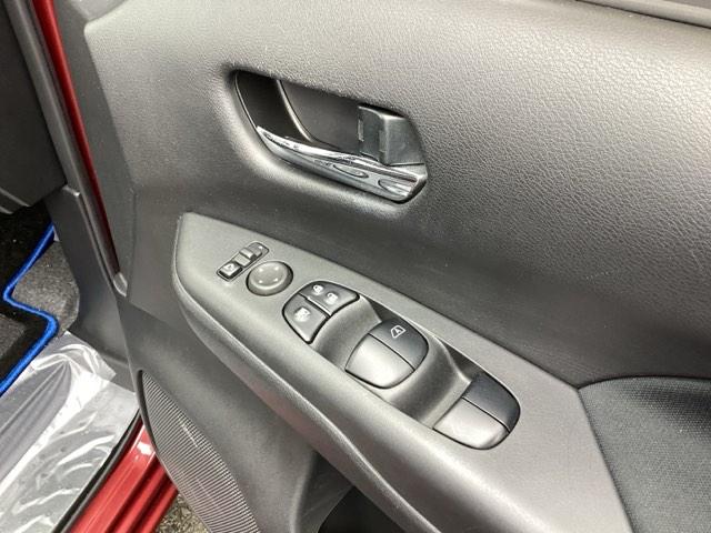 セレナ ｅ－パワーハイウェイスターＶ　純正メモリーナビ　全周囲カメラ　ＥＴＣ　３６０°カメラ　エマジェンシーブレーキ　ＤＶＤ再生機能　地デジ　ＵＳＢ入力　パーキングセンサー　３列シート　ウォークスルー　横滑り防止機能　スマキー　ＬＥＤ（51枚目）