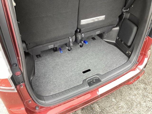 セレナ ｅ－パワーハイウェイスターＶ　純正メモリーナビ　全周囲カメラ　ＥＴＣ　３６０°カメラ　エマジェンシーブレーキ　ＤＶＤ再生機能　地デジ　ＵＳＢ入力　パーキングセンサー　３列シート　ウォークスルー　横滑り防止機能　スマキー　ＬＥＤ（67枚目）