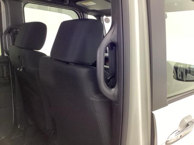 Ｎ－ＢＯＸカスタム ベースグレード　ＨｏｎｄａＣＯＮＮＥＣＴ対応純正メモリーナビ　ＵＳＢ接続　ＣＭＢＳ　Ｄレコ　ベンチシート　オートエアコン　スマートキ　ＬＥＤ　盗難防止装置　クルコン　ＥＴＣ　バックカメラ　フルセグＴＶ　エアバッグ（35枚目）