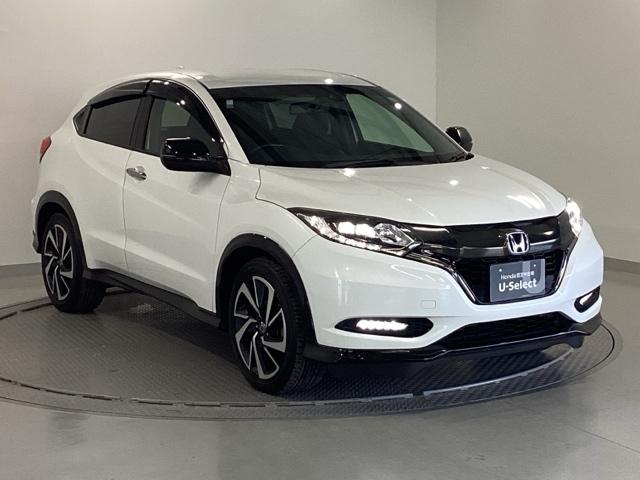 ヴェゼル ＲＳ・ホンダセンシング　メモリーナビ　リアカメラ　ＥＴＣ　盗難防止　バックモニター　サイドエアバック　スマ－トキ－　シートヒータ　ＬＥＤライト　地デジＴＶ　フルオートエアコン　整備記録簿　ＤＶＤ　横滑り防止機能　ナビ＆ＴＶ（7枚目）