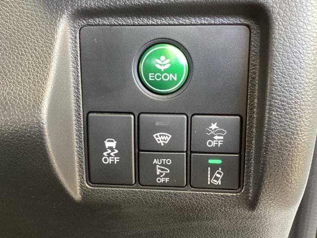 ヴェゼル ＲＳ・ホンダセンシング　メモリーナビ　リアカメラ　ＥＴＣ　盗難防止　バックモニター　サイドエアバック　スマ－トキ－　シートヒータ　ＬＥＤライト　地デジＴＶ　フルオートエアコン　整備記録簿　ＤＶＤ　横滑り防止機能　ナビ＆ＴＶ（44枚目）