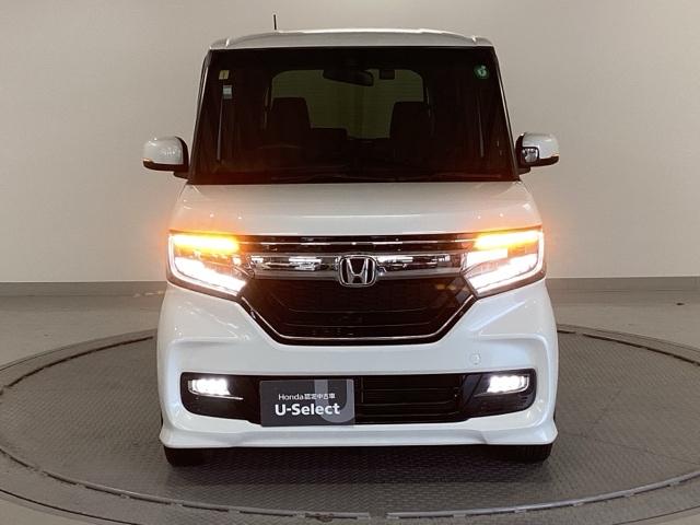 Ｎ－ＢＯＸカスタム Ｇ・Ｌホンダセンシング　純正ナビ　フルセグ　リアカメラ　地デジＴＶ　助手席エアバッグ　キーレス　シートＨ　アイドリングＳＴ　セキュリティーアラーム　スマ－トキ－　ナビＴＶ　ＥＴＣ　前車追従機能　サイドエアバッグ　ＵＳＢ（6枚目）
