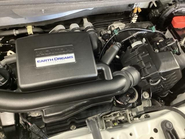 Ｎ－ＢＯＸカスタム Ｇ・Ｌホンダセンシング　純正ナビ　フルセグ　リアカメラ　地デジＴＶ　助手席エアバッグ　キーレス　シートＨ　アイドリングＳＴ　セキュリティーアラーム　スマ－トキ－　ナビＴＶ　ＥＴＣ　前車追従機能　サイドエアバッグ　ＵＳＢ（24枚目）