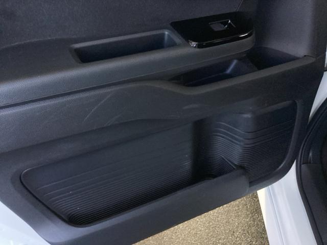 Ｎ－ＢＯＸカスタム Ｇ・Ｌホンダセンシング　純正ナビ　フルセグ　リアカメラ　地デジＴＶ　助手席エアバッグ　キーレス　シートＨ　アイドリングＳＴ　セキュリティーアラーム　スマ－トキ－　ナビＴＶ　ＥＴＣ　前車追従機能　サイドエアバッグ　ＵＳＢ（39枚目）