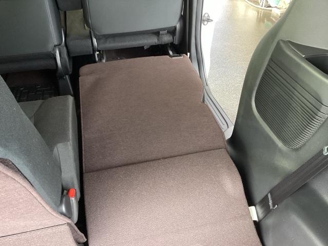 Ｎ－ＢＯＸカスタム Ｇ・Ｌホンダセンシング　純正ナビ　フルセグ　リアカメラ　地デジＴＶ　助手席エアバッグ　キーレス　アイドリングＳＴ　セキュリティーアラーム　スマ－トキ－　ナビＴＶ　ＥＴＣ　前車追従機能　サイドエアバッグ　ＬＥＤヘッドライト（22枚目）