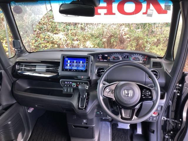 Ｎ－ＢＯＸカスタム Ｌ　純正メモリーナビ　両側電動スライドドア　両席電動スライドドア　Ｐソナー　サイドエアバッグ　ナビＴＶ　Ａストップ　シートヒータ　ベンチシート　点検記録簿　キーフリーシステム　ＬＥＤライト　リアカメ　ＡＣ（2枚目）