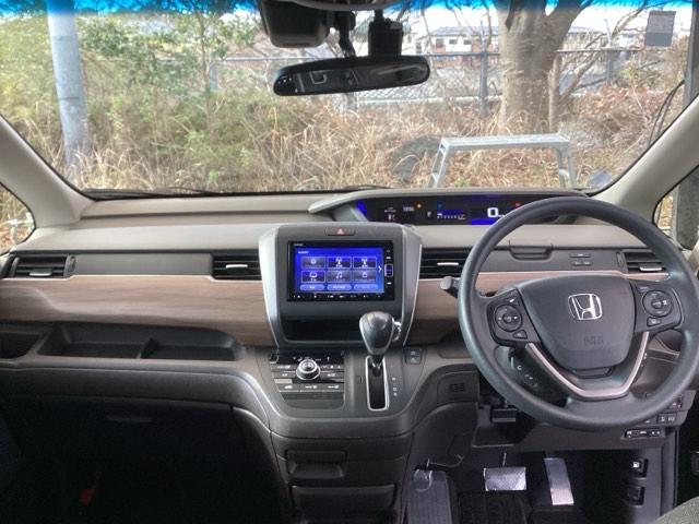 フリード G・ホンダセンシング 純正ナビ フルセグ リアカメラ Fセグ 追突被害軽減ブレーキ iストップ Wエアバッグ パワーウィンドウ アクティブクルーズコントロール スマートキ カラーバックモニター VSA エアコン キーレス(3枚目)