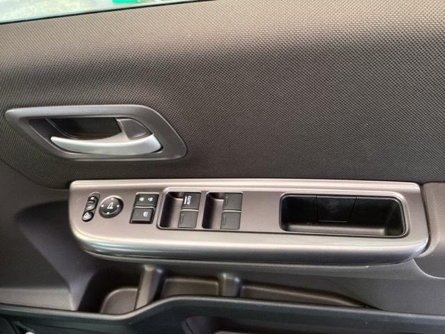 フリード G・ホンダセンシング 純正ナビ フルセグ リアカメラ Fセグ 追突被害軽減ブレーキ iストップ Wエアバッグ パワーウィンドウ アクティブクルーズコントロール スマートキ カラーバックモニター VSA エアコン キーレス(51枚目)