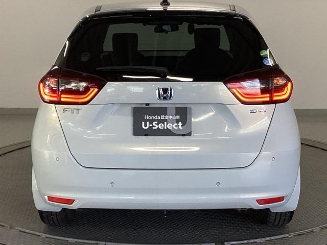 フィット e:HEVホーム 純正ナビ フルセグ リアカメラ 前後誤発進抑制機能 クリソナ 助手席エアバッグ 運転席エアバッグ アイドリングストップ LEDライト USB接続 バックカメラ ABS サイドエアバッグ スマートキー(34枚目)