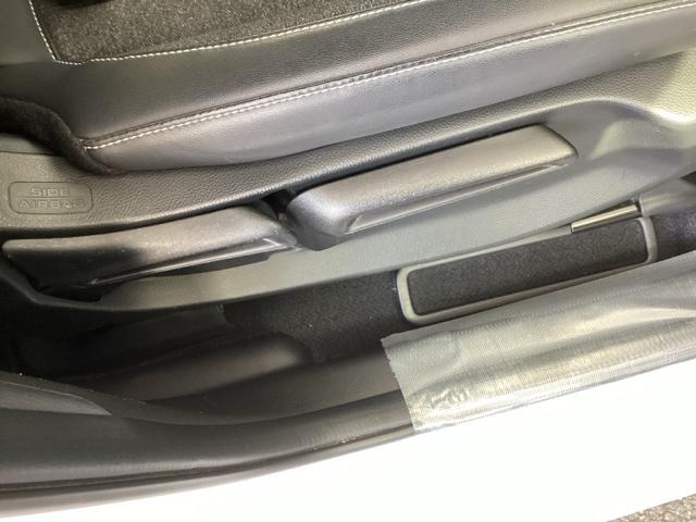 フィット e:HEVホーム 純正ナビ フルセグ リアカメラ 前後誤発進抑制機能 クリソナ 助手席エアバッグ 運転席エアバッグ アイドリングストップ LEDライト USB接続 バックカメラ ABS サイドエアバッグ スマートキー(47枚目)