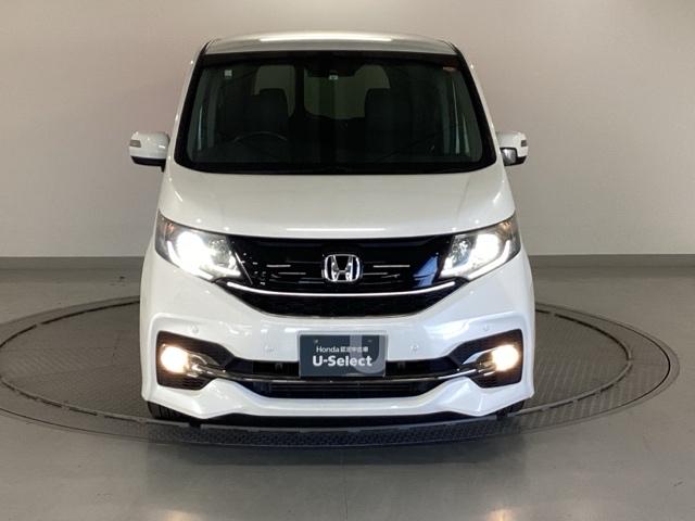 ステップワゴンスパーダ スパーダ・クールスピリットホンダセンシング　メモリーナビ　ＥＴＣ　リアカメラ　サイドエアバック　スマートキ　左右電動スライドドア　バックモニタ　地ＴＶ　ナビ＆ＴＶ　三列シート　ＵＳＢ　助手席エアバッグ　ＡＡＣ　横滑り防止機能　ターボ車　ＡＢＳ（7枚目）