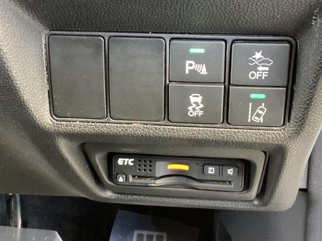 ステップワゴンスパーダ スパーダ・クールスピリットホンダセンシング　メモリーナビ　ＥＴＣ　リアカメラ　サイドエアバック　スマートキ　左右電動スライドドア　バックモニタ　地ＴＶ　ナビ＆ＴＶ　三列シート　ＵＳＢ　助手席エアバッグ　ＡＡＣ　横滑り防止機能　ターボ車　ＡＢＳ（47枚目）