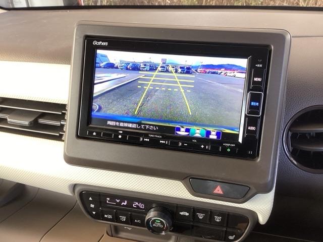 �o�b�N���j�^�[�ɃK�C�h���\���t���Ȃ̂ŎԌɓ�������S�y�J�����A���O���͂R�p�^�[������I�ׂ܂��z�m��Ȃ����ł����S���Ċy�������o�������ł��܂��B