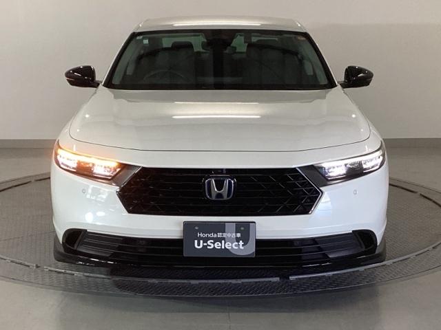 �k�d�c�w�b�h���C�g�𑕔����Ă��܂��B�k�d�c�w�b�h���C�g�͂ƂĂ����邭�A�J�̓����ԑ��s�����S�E���S�ł��B