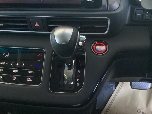 �V�t�g�̓C���p�l�V�t�g�A�p�[�L���O�u���[�L�͓d�q����ƂȂ��Ă��܂��B