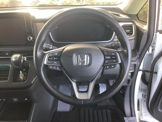 ��ɂȂ��ފ��o�̃X�e�A�����O�ł��B�����S�n�A�f�U�C�����A���쐫�ɂ���������A�C�e���ł��B