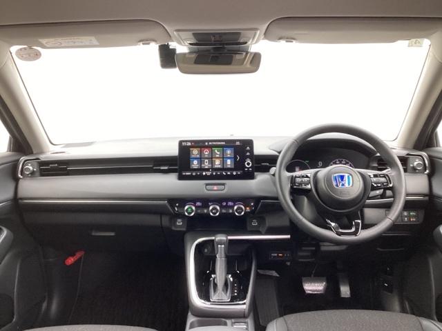 ヴェゼル ｅ：ＨＥＶＺ　メモリーナビ　ドラレコ　ＥＴＣ　リアカメラ　衝突回避支援ブレーキ機能　スマキ　Ｐトランク　フルオートエアコン　Ｄレコ　エアバッグ　両席エアバック　Ｒカメ　記録簿付　パワーウィンドウ　ＬＥＤランプ（2枚目）