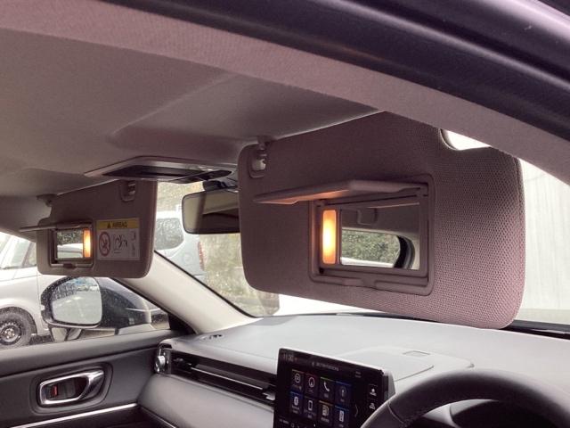 ヴェゼル ｅ：ＨＥＶＺ　メモリーナビ　ドラレコ　ＥＴＣ　リアカメラ　衝突回避支援ブレーキ機能　スマキ　Ｐトランク　フルオートエアコン　Ｄレコ　エアバッグ　両席エアバック　Ｒカメ　記録簿付　パワーウィンドウ　ＬＥＤランプ（34枚目）