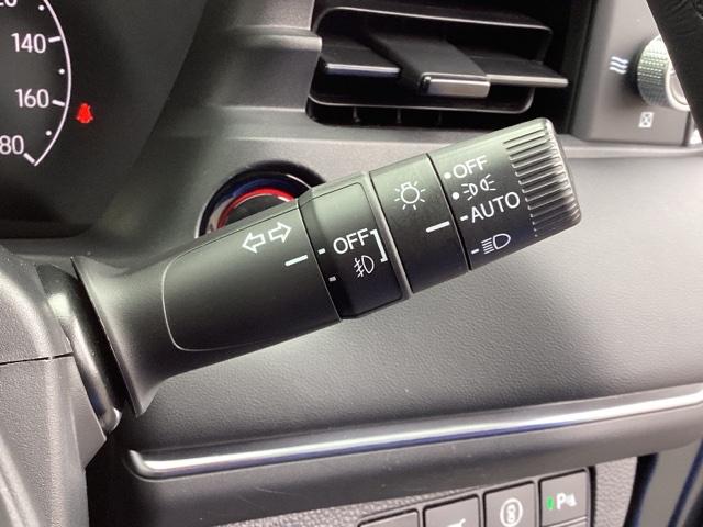 ヴェゼル ｅ：ＨＥＶＺ　メモリーナビ　ドラレコ　ＥＴＣ　リアカメラ　衝突回避支援ブレーキ機能　スマキ　Ｐトランク　フルオートエアコン　Ｄレコ　エアバッグ　両席エアバック　Ｒカメ　記録簿付　パワーウィンドウ　ＬＥＤランプ（35枚目）