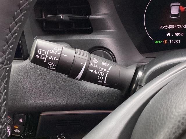ヴェゼル ｅ：ＨＥＶＺ　メモリーナビ　ドラレコ　ＥＴＣ　リアカメラ　衝突回避支援ブレーキ機能　スマキ　Ｐトランク　フルオートエアコン　Ｄレコ　エアバッグ　両席エアバック　Ｒカメ　記録簿付　パワーウィンドウ　ＬＥＤランプ（36枚目）