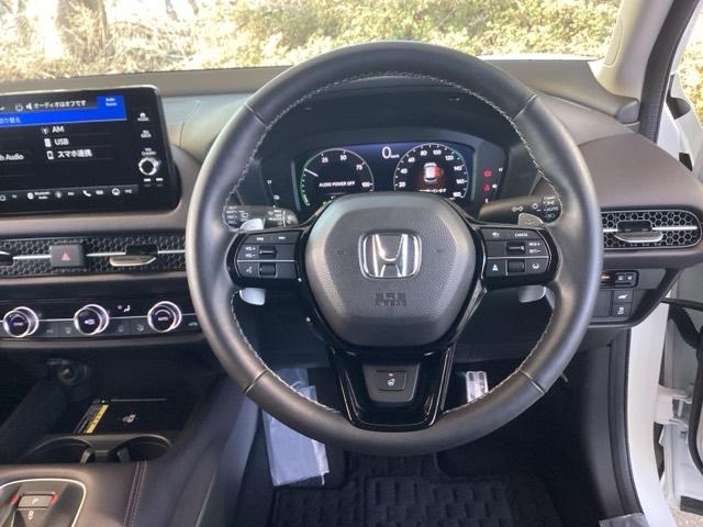 ��ɂȂ��ފ��o�̃X�e�A�����O�ł��B�����S�n�A�f�U�C�����A���쐫�ɂ���������A�C�e���ł��B