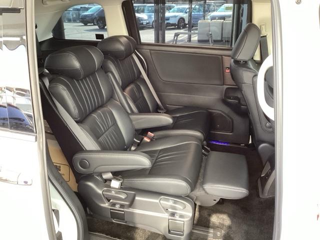 �Q��ڂ́A��肩���̂悤�ɕ�ݍ��ރv���~�A���N���[�h���V�[�g�ł��B�C���͂܂�Ńt�@�[�X�g�N���X�ł��B��؂Ȑl�ɓ��ʂȈ��炬�̂ЂƂƂ����ǂ����B