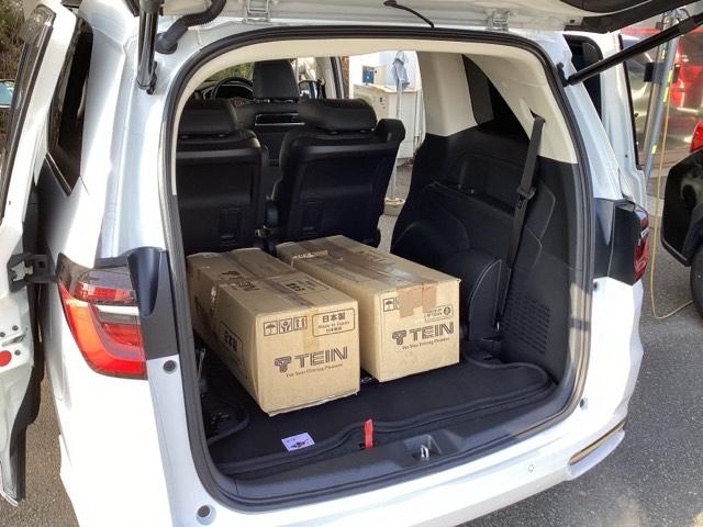 �R��ڃV�[�g���������X�y�[�X�I�܂��A�ȒP�ɉ�]���āA�����ɂ���������[�ł��܂���I