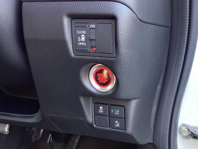 N-BOXカスタム G・Lホンダセンシング メモリーナビ ドラレコ ETC リアカメラ ドライブレコーダー付 ベンチS パワーウインドー 記録簿有 Bモニタ 横滑防止 スマートキープッシュスタート フルセグ地デジTV 運転席エアバッグ クルコン(17枚目)