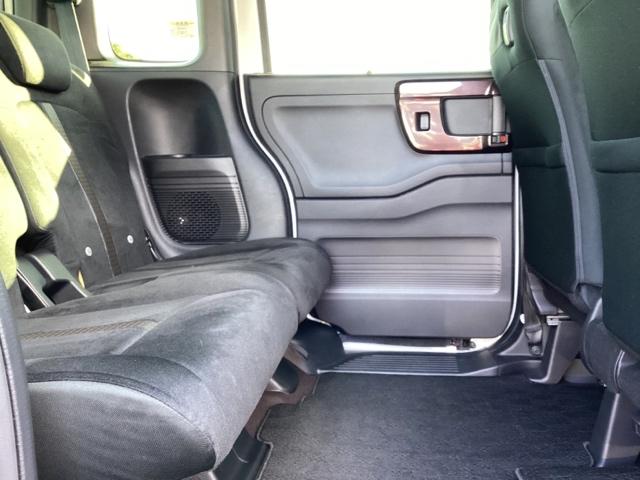 N-BOXカスタム G・Lホンダセンシング メモリーナビ ドラレコ ETC リアカメラ ドライブレコーダー付 ベンチS パワーウインドー 記録簿有 Bモニタ 横滑防止 スマートキープッシュスタート フルセグ地デジTV 運転席エアバッグ クルコン(28枚目)