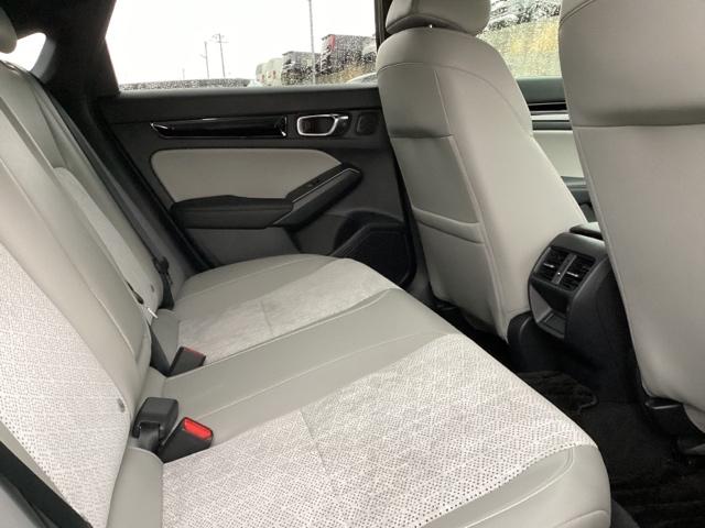 シビック ｅ：ＨＥＶＥＸ　試乗車　メモリーナビ　ドラレコ　ＥＴＣ　クルコン　シ－トヒ－タ－　衝突軽減ブレーキ　ＡＢＳ　ＬＥＤヘッドランプ　サイドカーテンエアバック　サンルーフ　Ｂカメ　ドライブレコーダー　アイドリングストップ（29枚目）