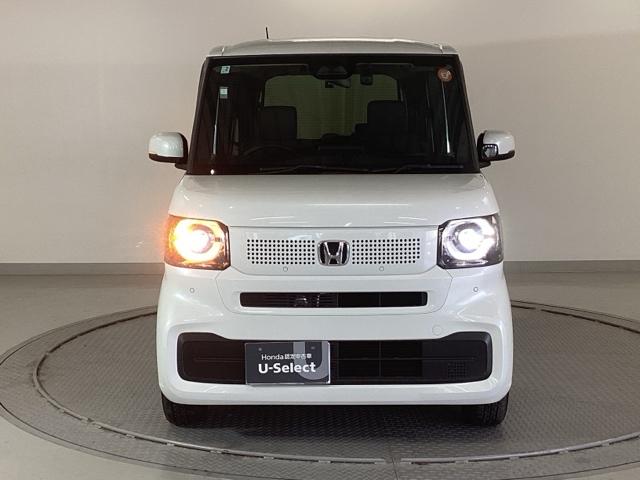 Ｎ－ＢＯＸ ベースグレード　純正ナビ　フルセグ　リアカメラ　アイスト　セキュリティアラーム　地デジＴＶ　誤発信抑制機能　キーレスエントリー　前席シートヒーター　ＵＳＢポート　バックカメラ付　スマートキ　運転席エアバッグ　ナビＴＶ（6枚目）