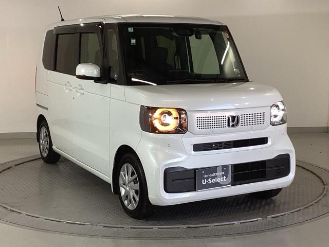 Ｎ－ＢＯＸ ベースグレード　純正ナビ　フルセグ　リアカメラ　アイスト　セキュリティアラーム　地デジＴＶ　誤発信抑制機能　キーレスエントリー　前席シートヒーター　ＵＳＢポート　バックカメラ付　スマートキ　運転席エアバッグ　ナビＴＶ（7枚目）