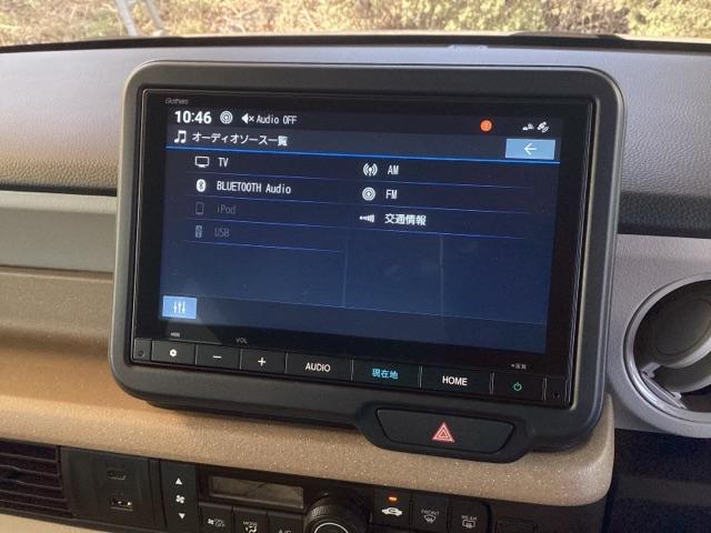 Ｎ－ＢＯＸ ベースグレード　純正ナビ　フルセグ　リアカメラ　アイスト　セキュリティアラーム　地デジＴＶ　誤発信抑制機能　キーレスエントリー　前席シートヒーター　ＵＳＢポート　バックカメラ付　スマートキ　運転席エアバッグ　ナビＴＶ（11枚目）